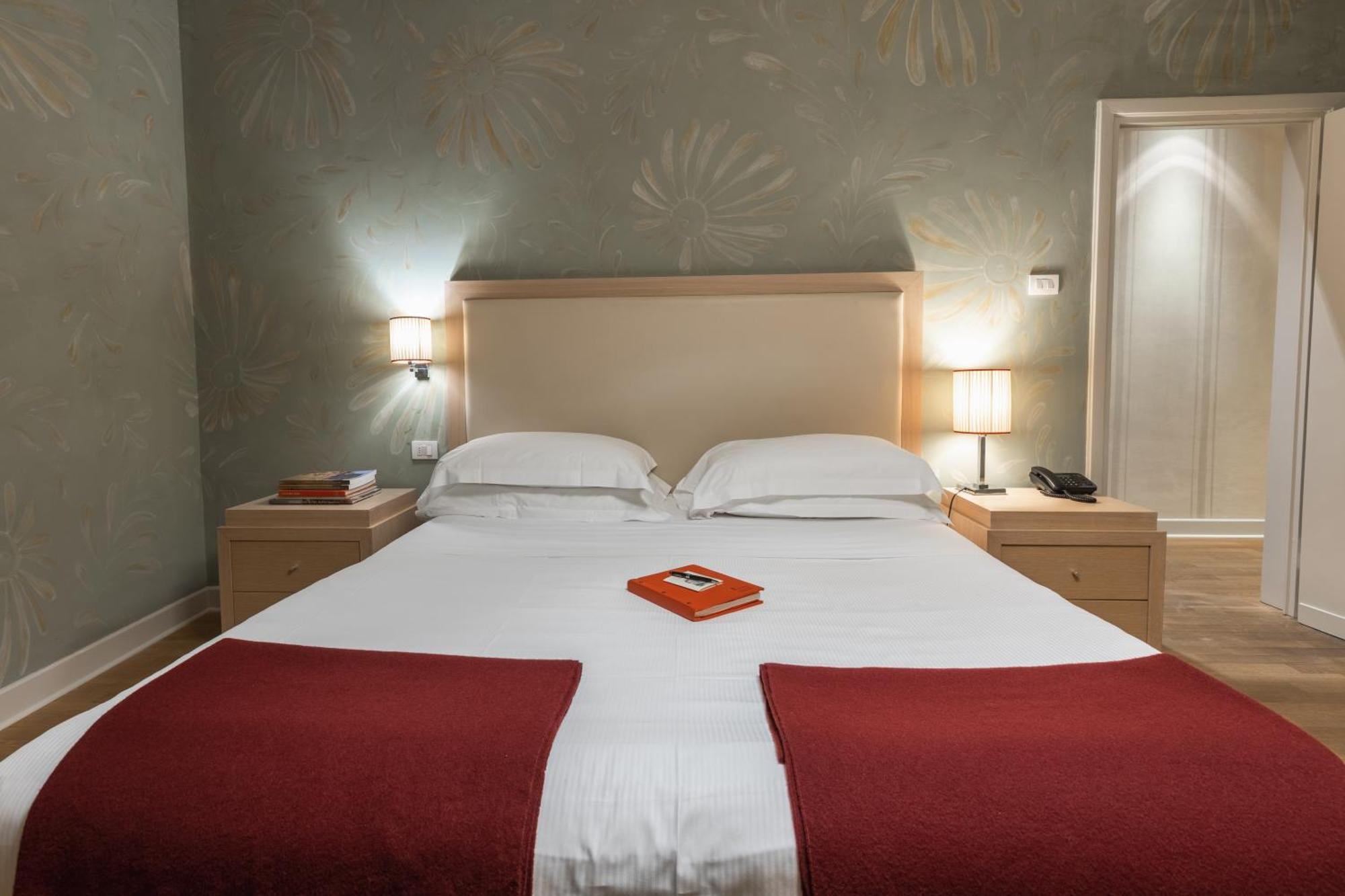 Bed and Breakfast Antica Torre Di Via Tornabuoni 1 Firenze Esterno foto